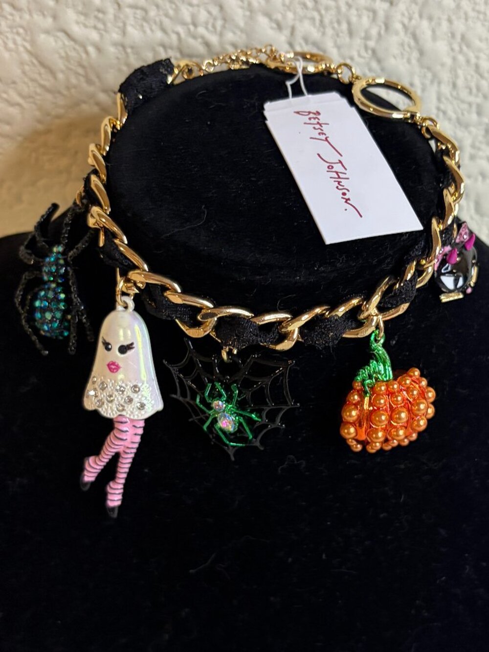 Betsey Johnson Halloween Charm Bracelet Ghost Spider Pumpkin Cat NWT